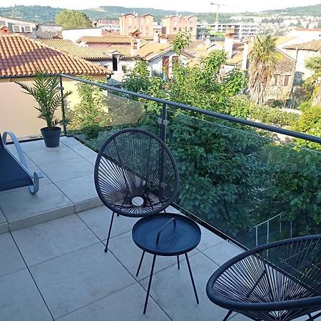 Apartmaja Eva&Pia Koper Exteriör bild