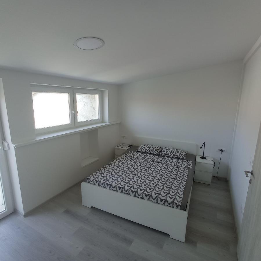 Apartmaja Eva&Pia Koper Exteriör bild