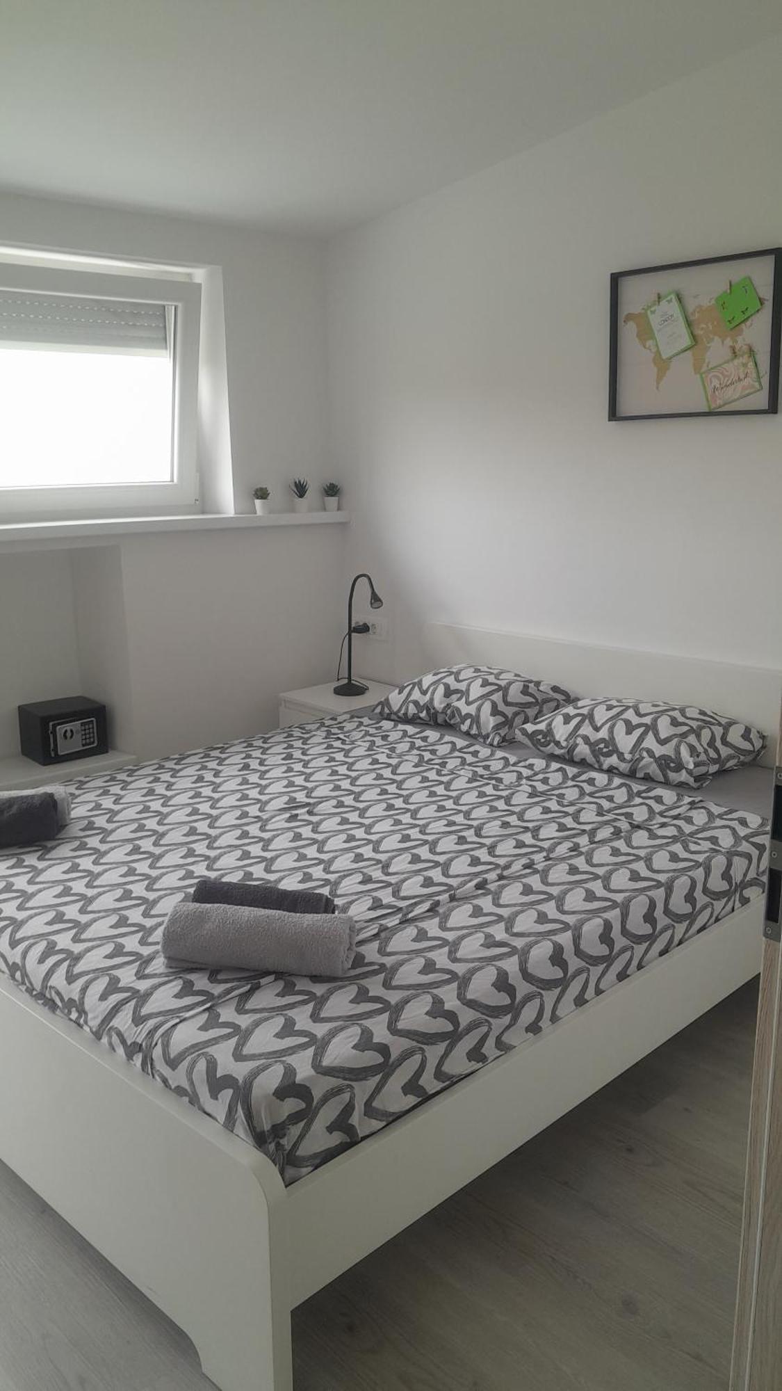 Apartmaja Eva&Pia Koper Exteriör bild